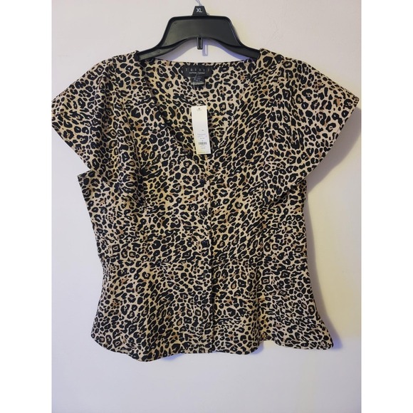 Trixxi Francesca's Animal Print Flutter Sleeve Shirt Small - Picture 1 of 8